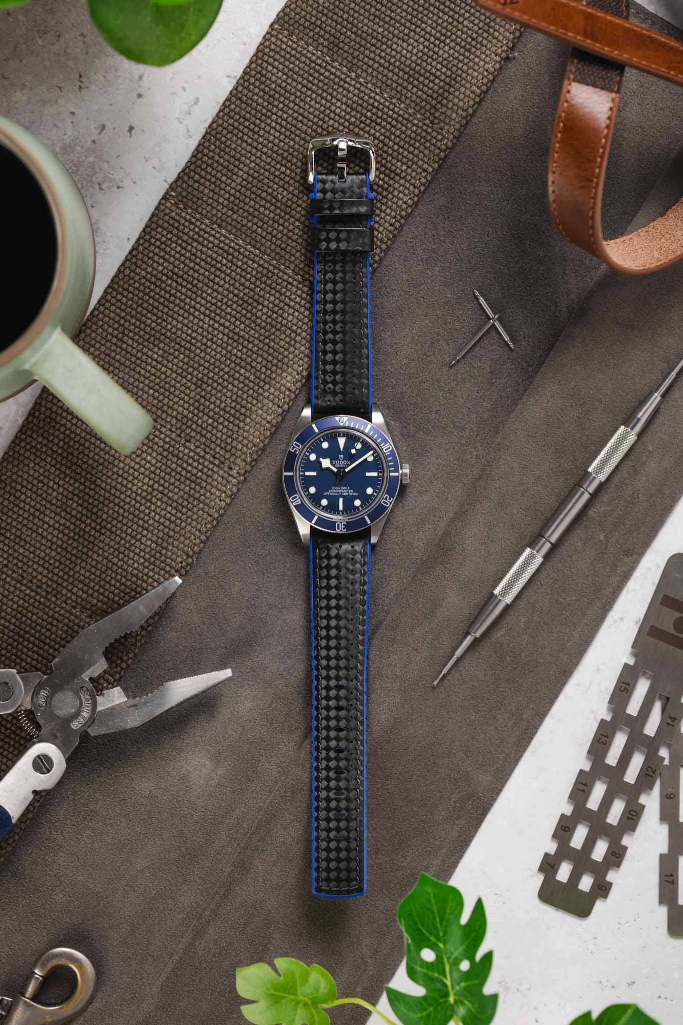 Hirsch AYRTON Carbon Embossed Performance Watch Strap in BLACK / BLUE - Image 6