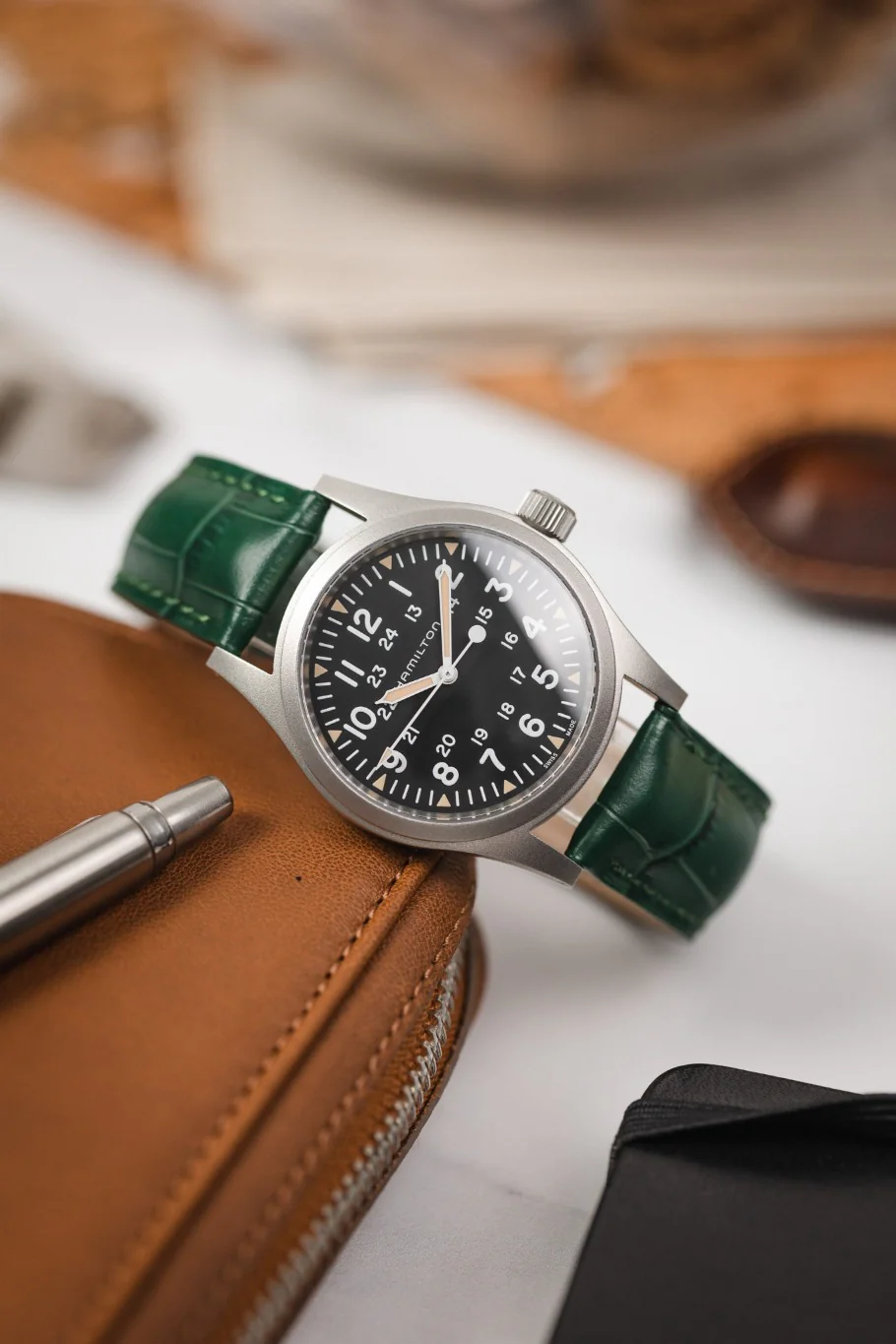 Hirsch DUKE Alligator Embossed Leather Watch Strap in GREEN - Image 4