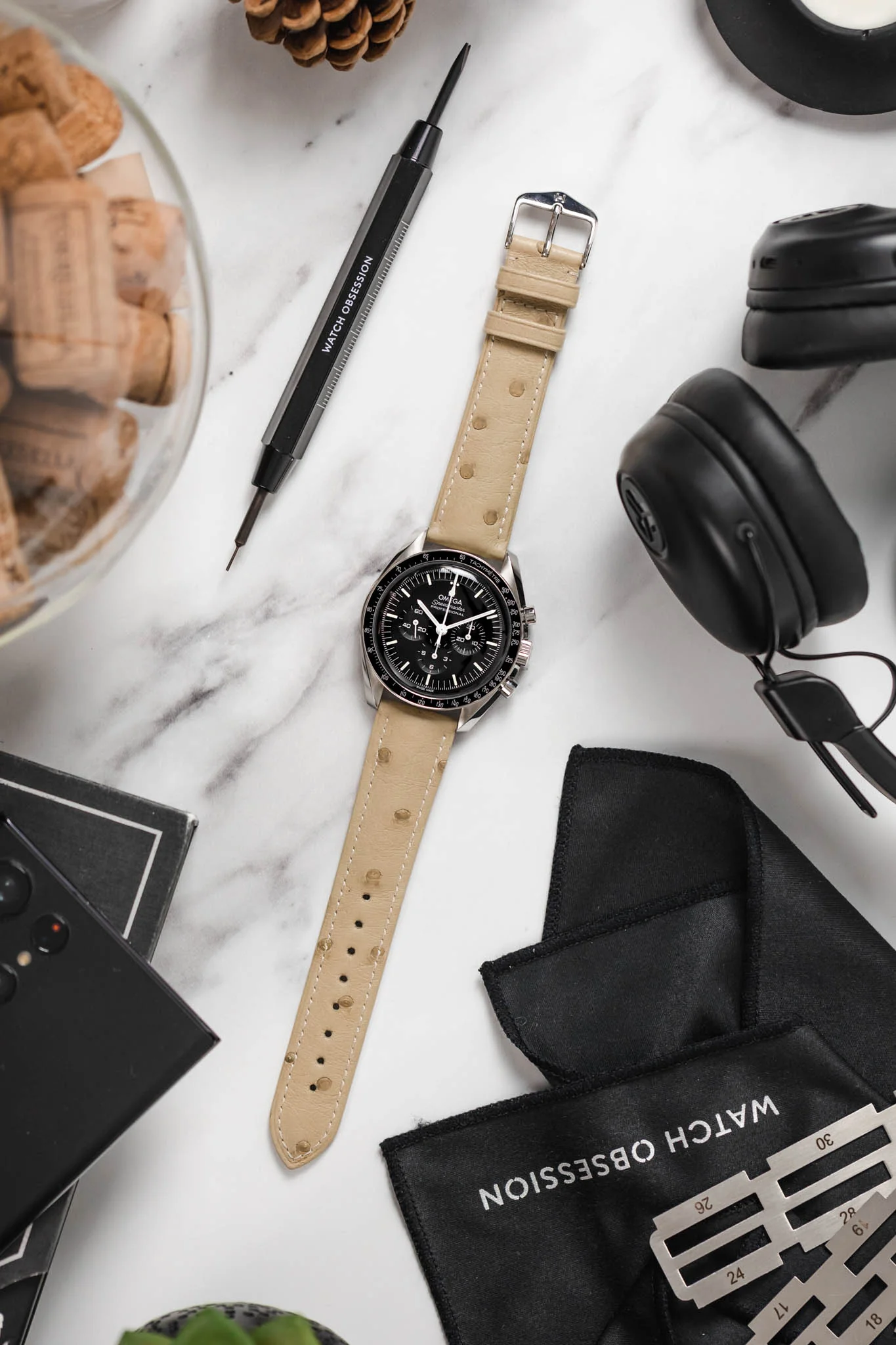 Hirsch MASSAI OSTRICH Leather Watch Strap in BEIGE - Image 6