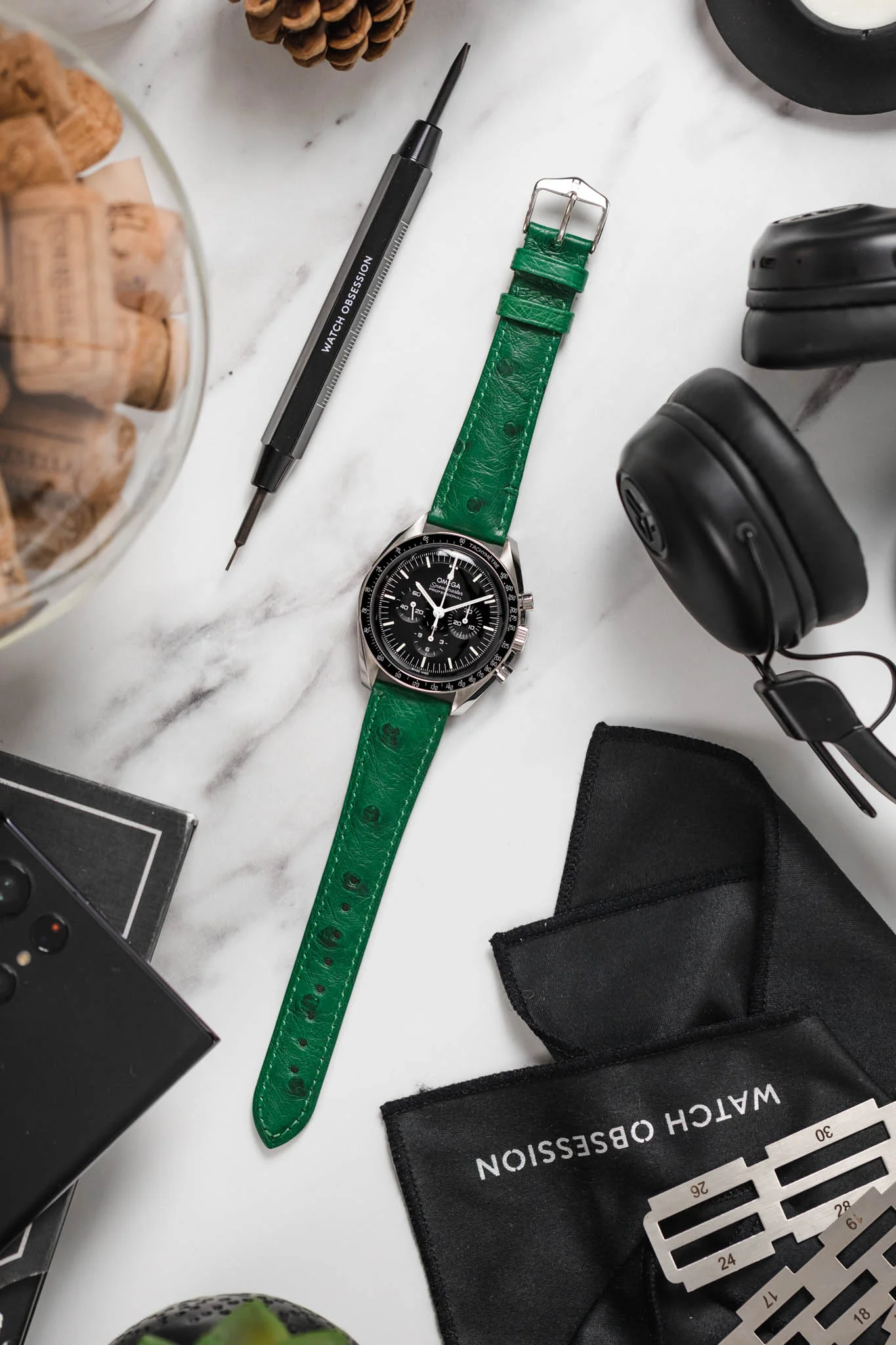 Hirsch MASSAI OSTRICH Leather Watch Strap in GREEN - Image 6