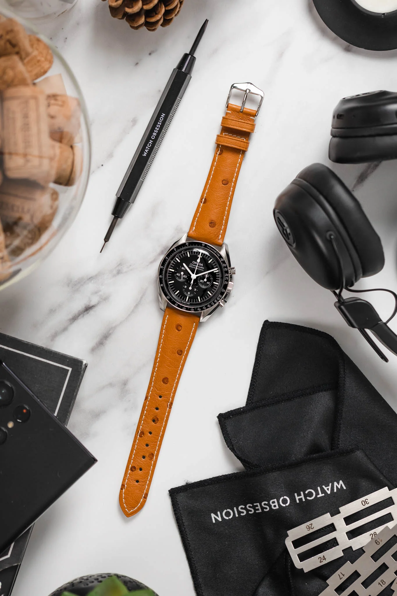 Hirsch MASSAI OSTRICH Leather Watch Strap in HONEY With WHITE Stitching - Image 6