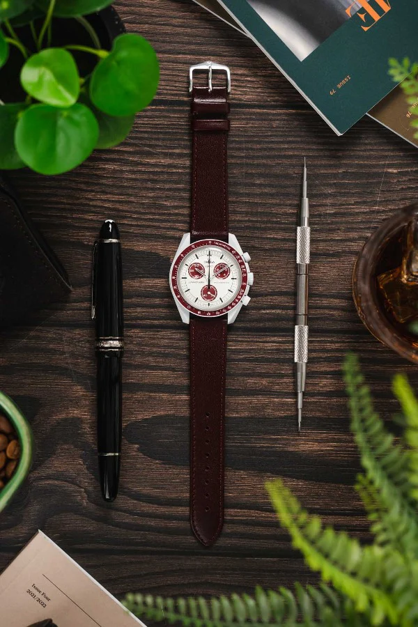 Hirsch OSIRIS Calf Leather Watch Strap in BURGUNDY - Image 6