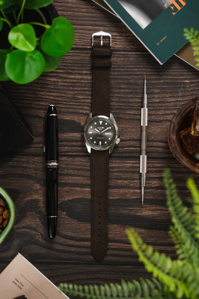 Hirsch OSIRIS Calf Leather with Nubuck Effect Watch Strap in BROWN - Image 6