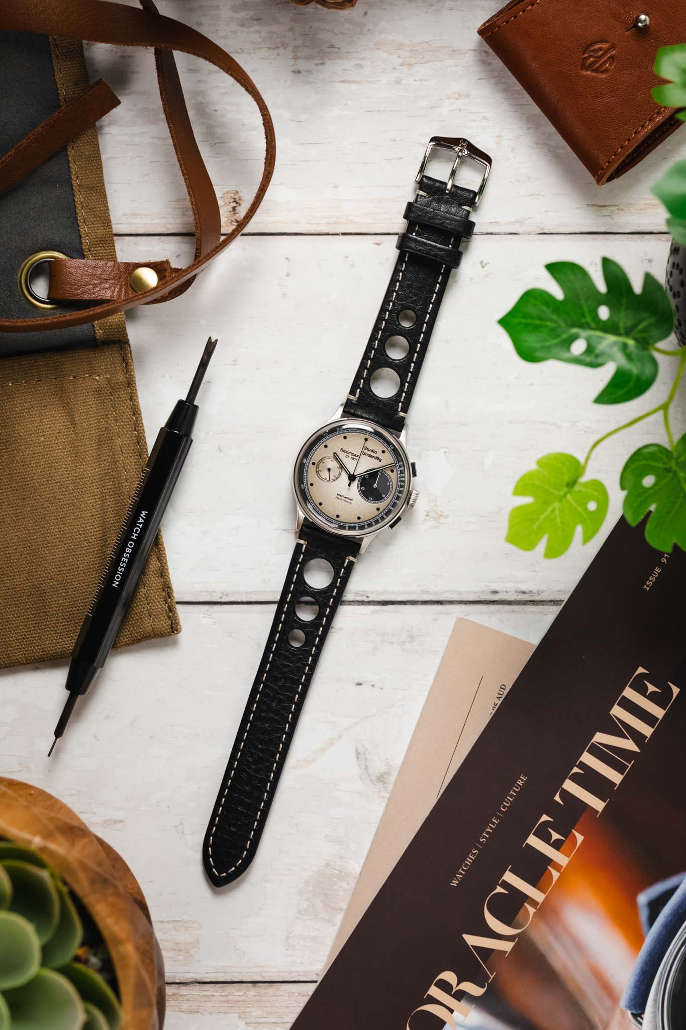 Hirsch RALLY Natural Leather Racing Watch Strap in BLACK & WHITE - Image 6