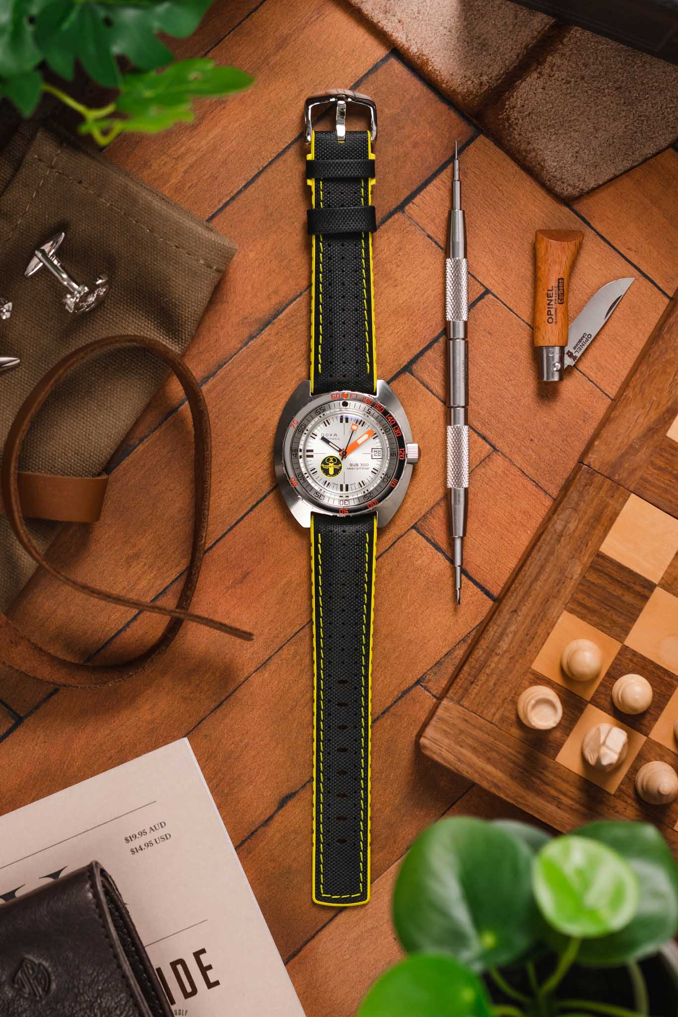 Hirsch ROBBY Sailcloth Effect Performance Watch Strap in BLACK / YELLOW - Image 6