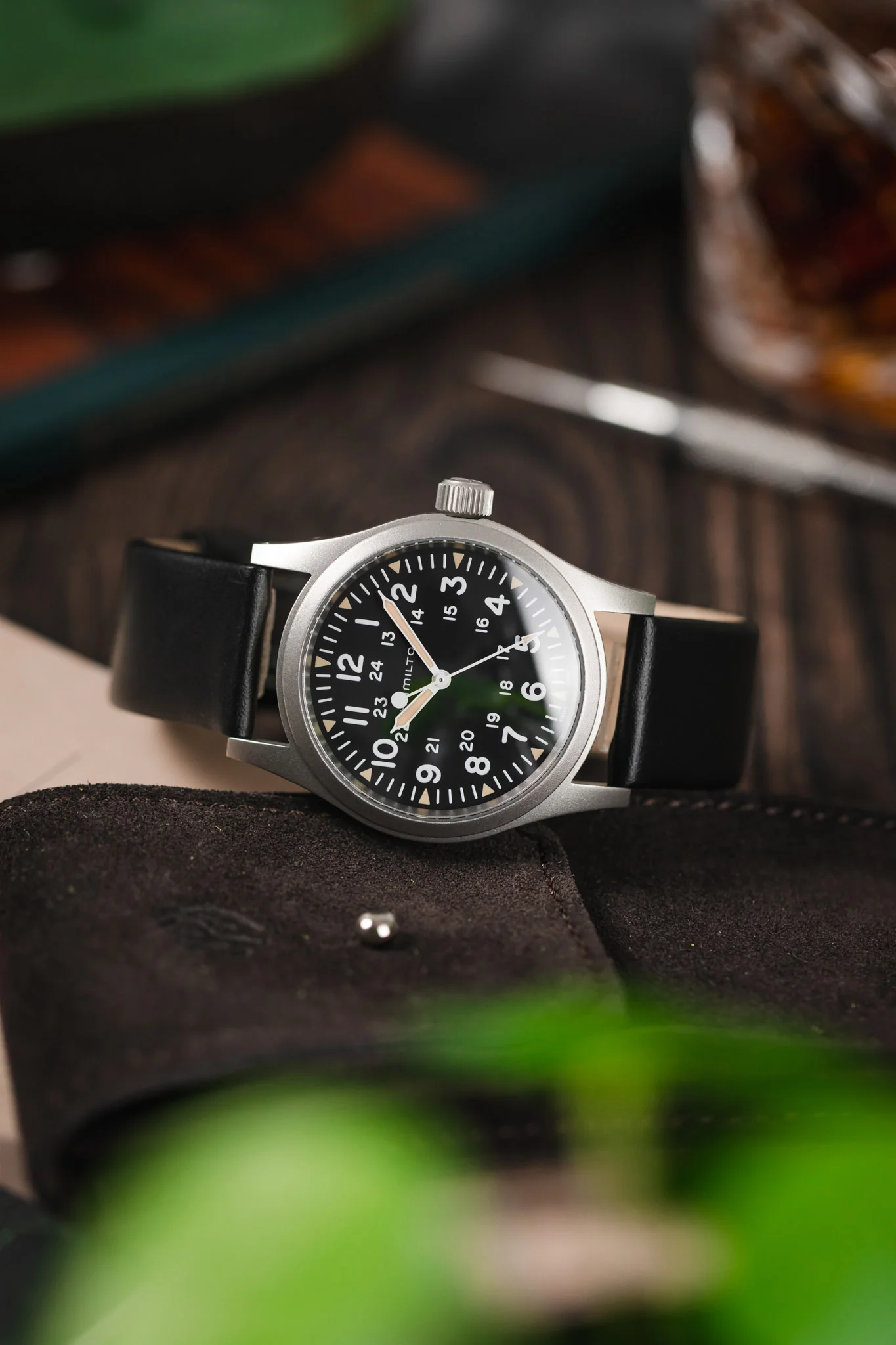 Hirsch SCANDIC Calf Leather Watch Strap in BLACK - Image 4