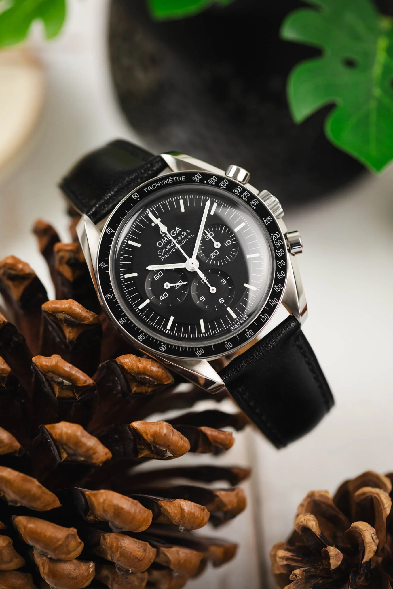 Hirsch SIENA Tuscan Leather Watch Strap in BLACK - Image 4