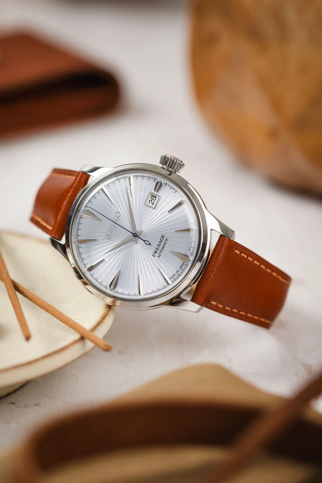 Hirsch SIENA Tuscan Leather Watch Strap in GOLD BROWN - Image 4